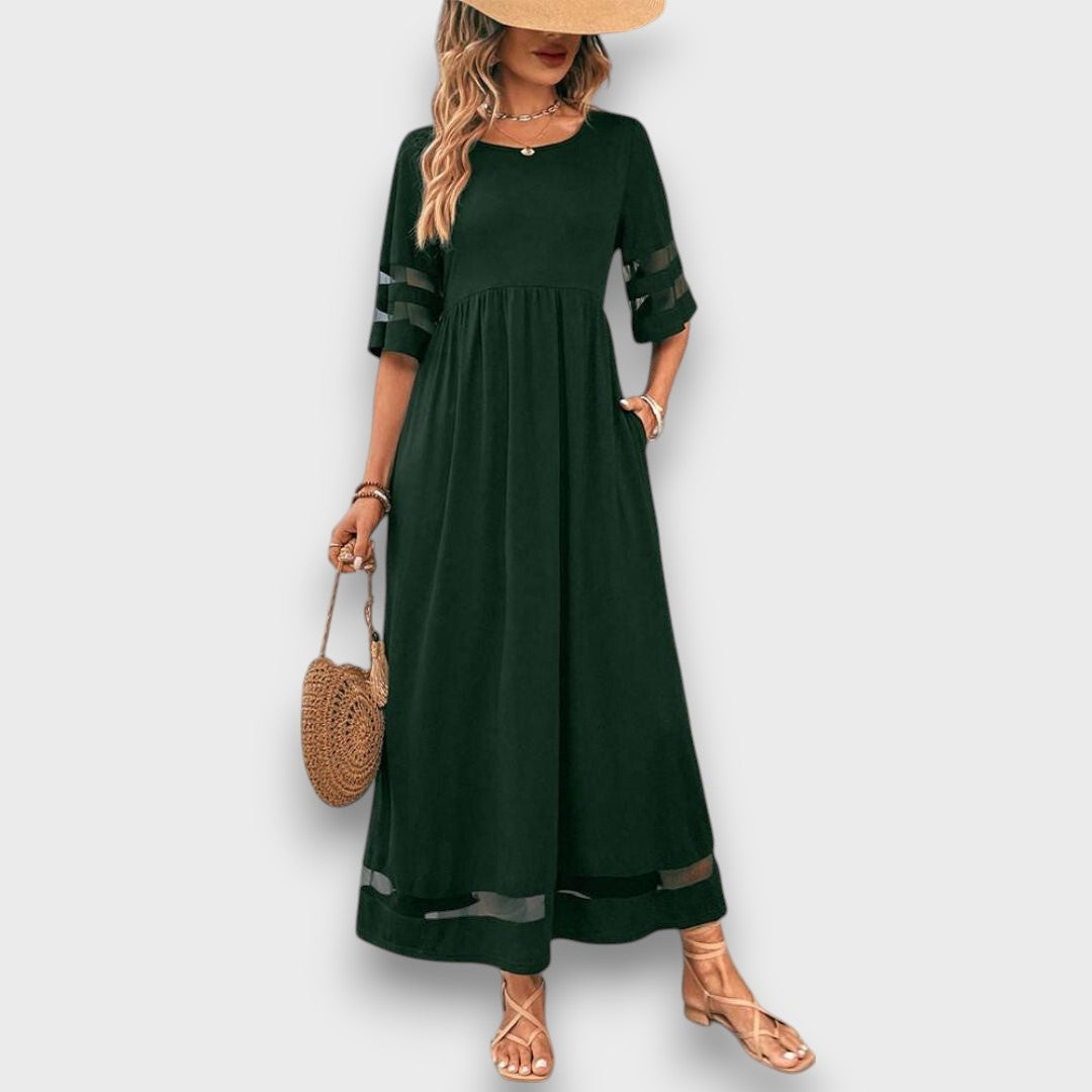 Lenava – Schwarzes Kleid mit transparenten Akzenten