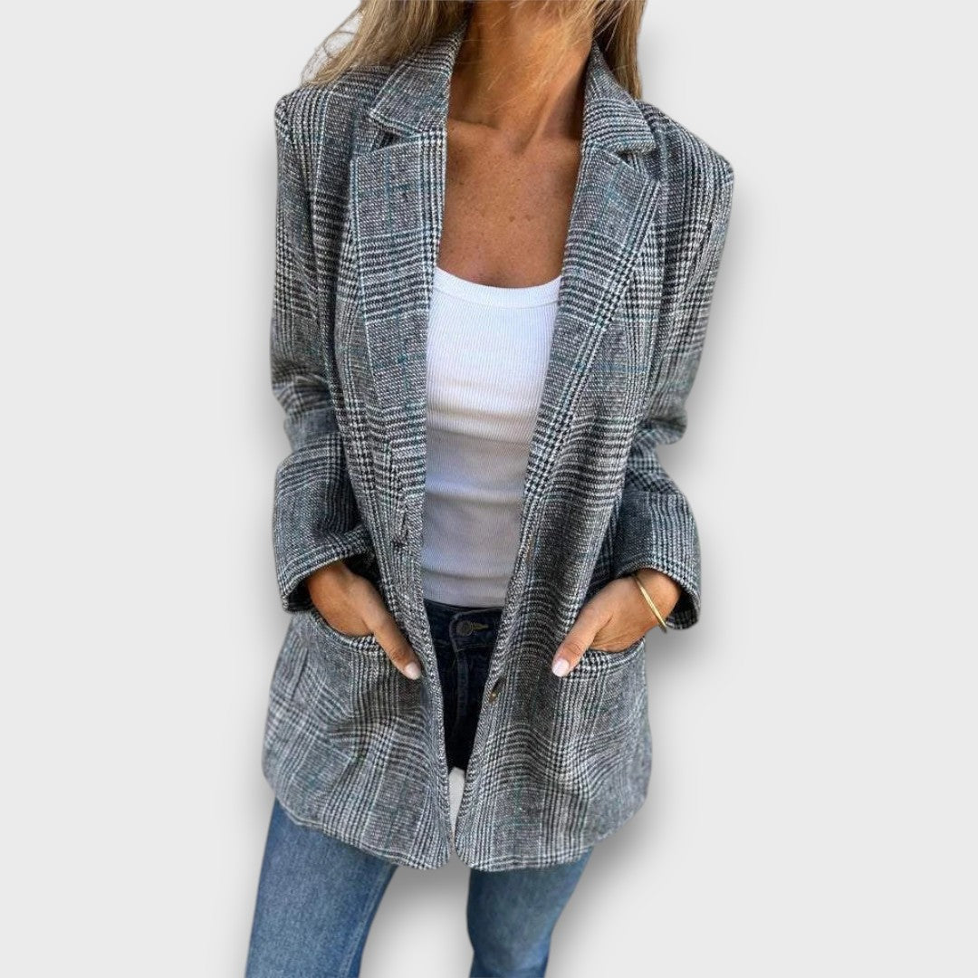 Selira – Eleganter Blazer mit klarer Linie
