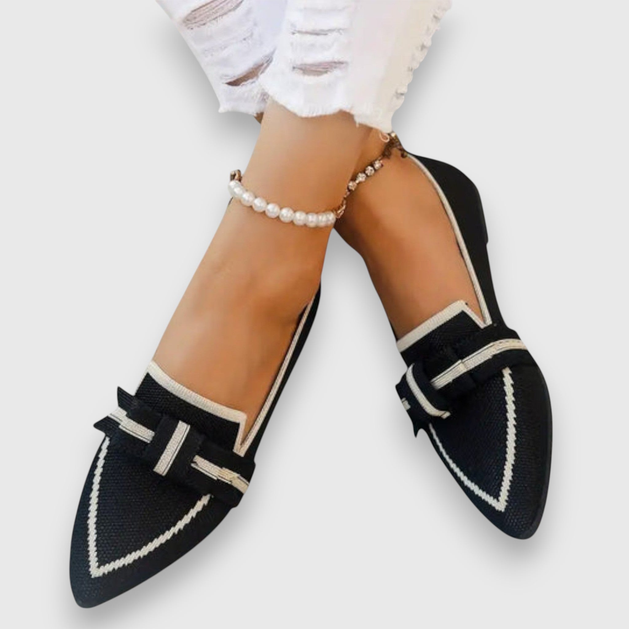 Vivianne – Elegante Slipper mit Kontrastkante
