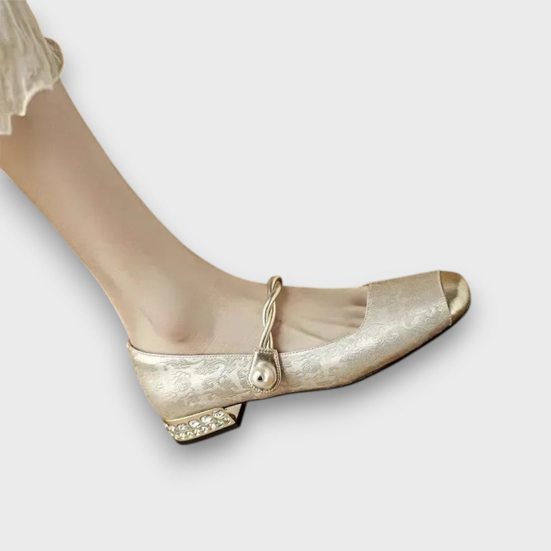 Lorina – Elegante Ballerinas mit Vintage-Charme