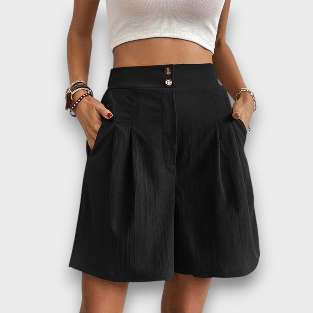Elvyna – Weite Shorts mit Faltenbund