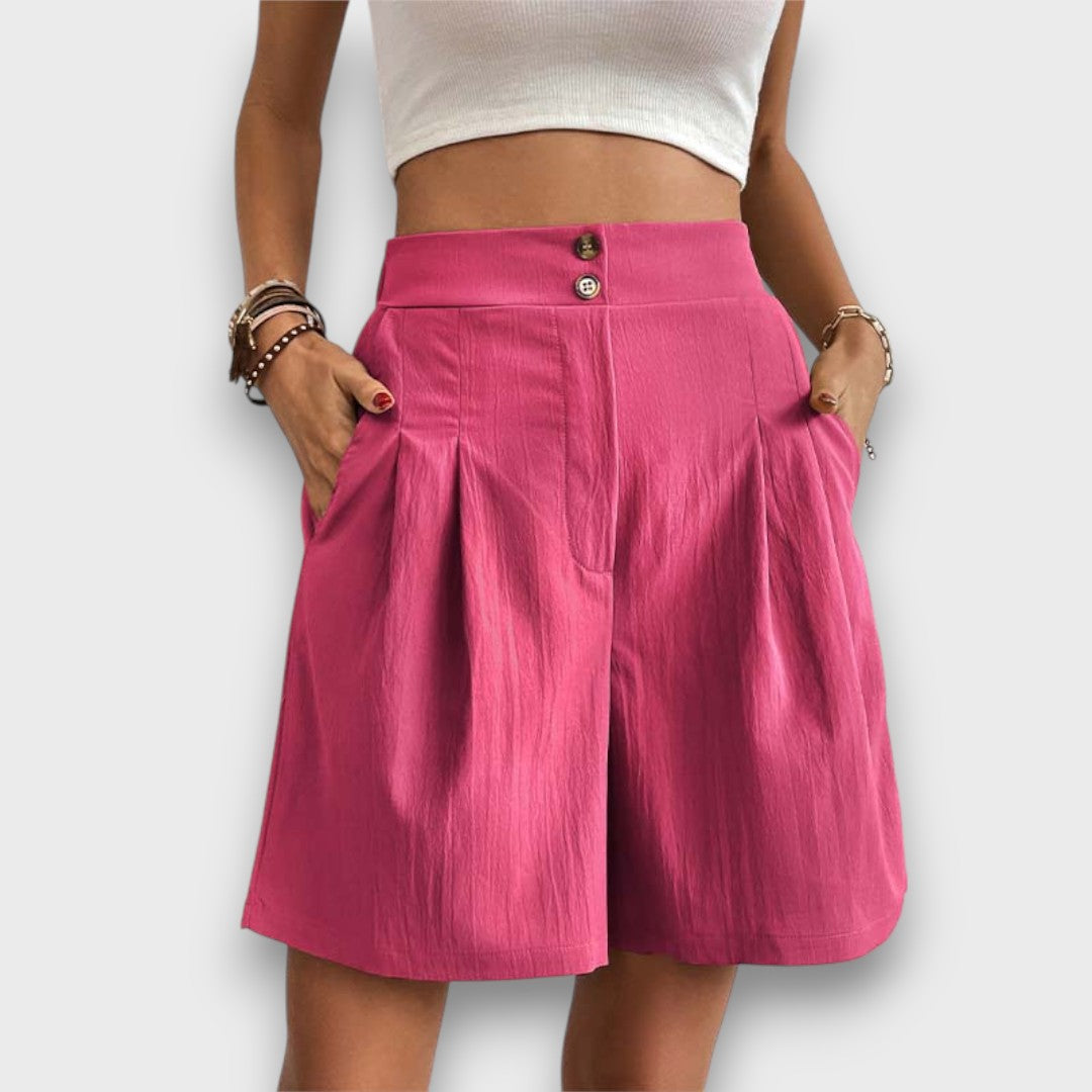Elvyna – Weite Shorts mit Faltenbund
