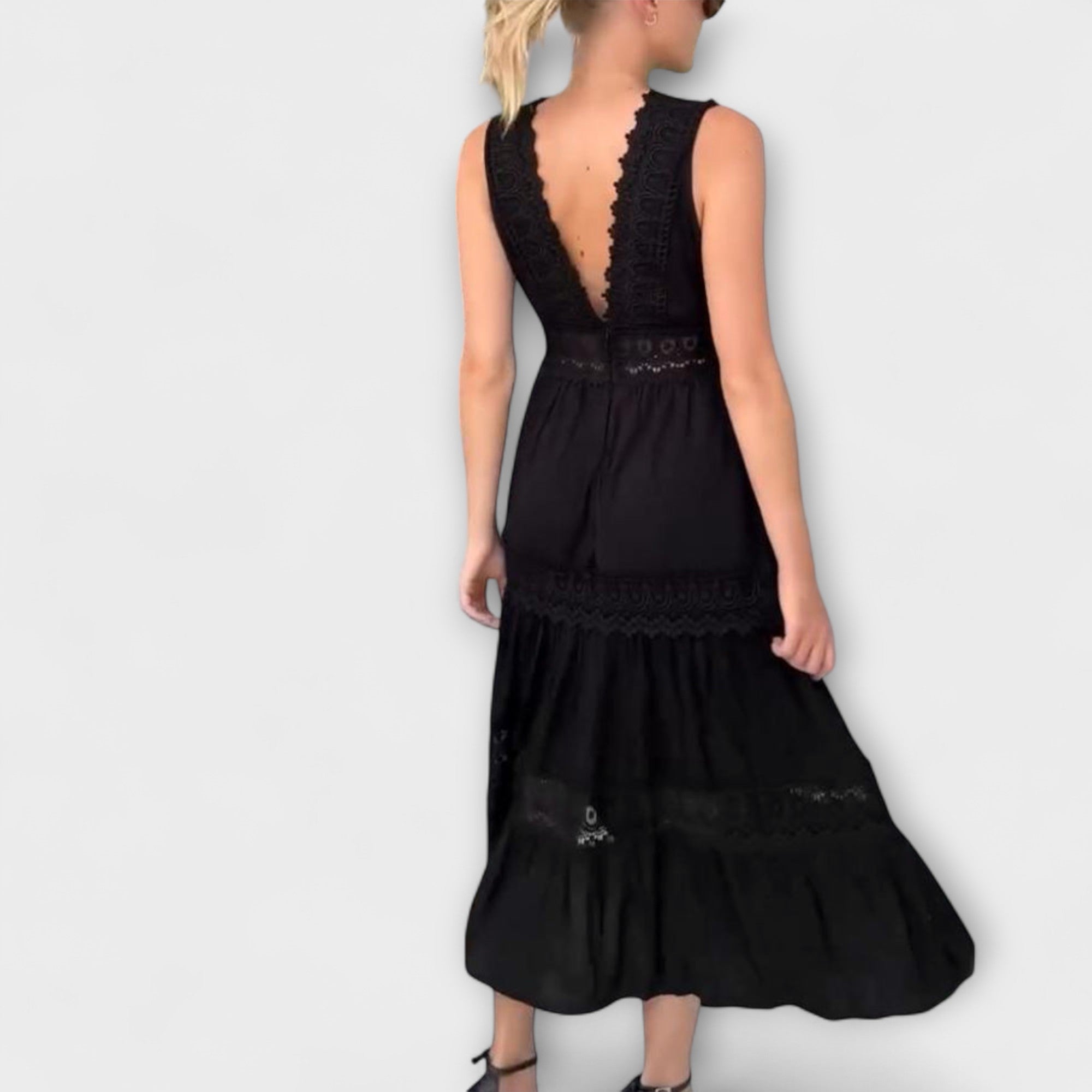 Anneline – Midikleid mit Spitze und romantischem Flair