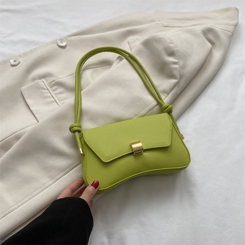 Elodie – Schultertasche mit edlem akzent