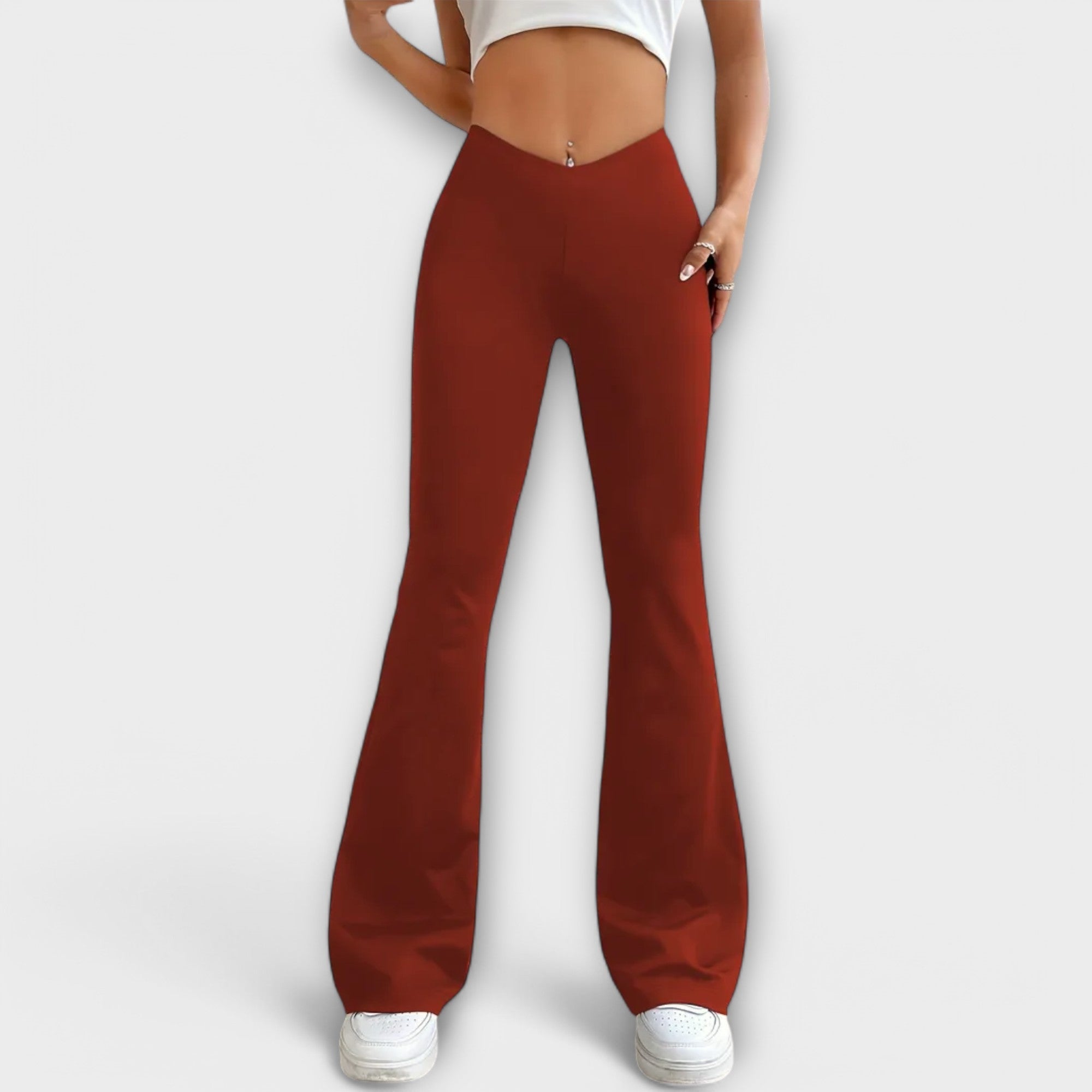 Mareva – Ausgestellte Hose mit V-Bund