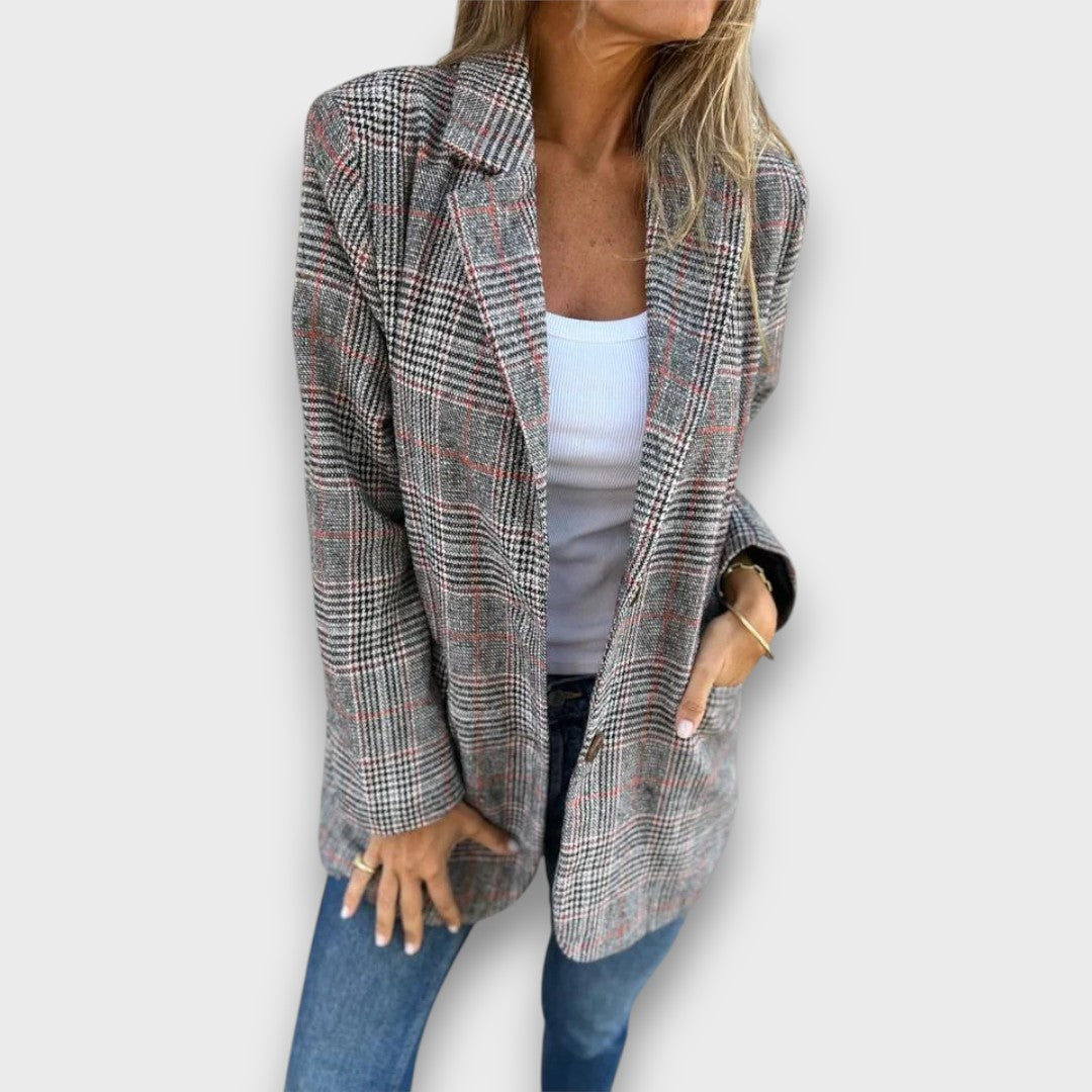 Selira – Eleganter Blazer mit klarer Linie