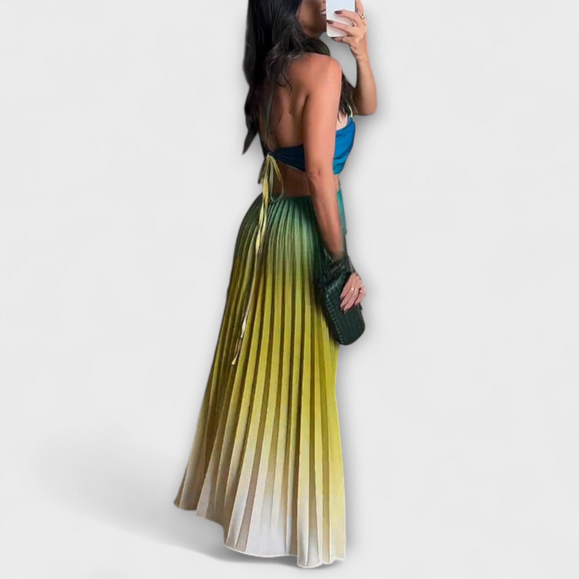 Havira – Rückfreies Maxikleid mit Farbverlauf und Falten