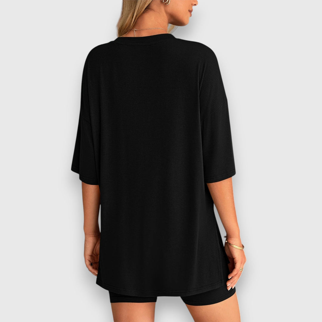 Malia – Lounge-Set aus Oversize-Shirt und Shorts