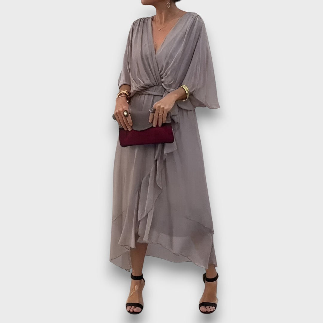 Monica – Luftiges Kleid mit V-Ausschnitt