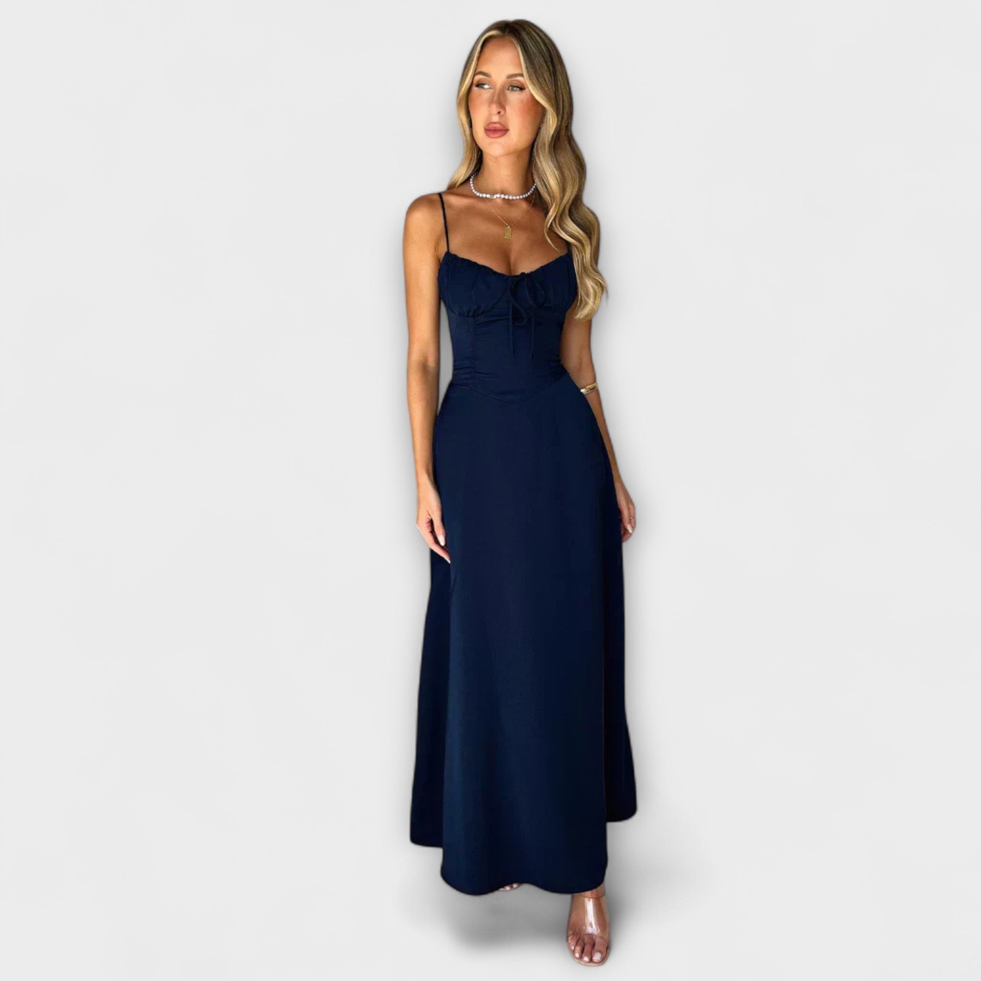 Estelle – Zartes Trägerkleid in sanftem Pastell