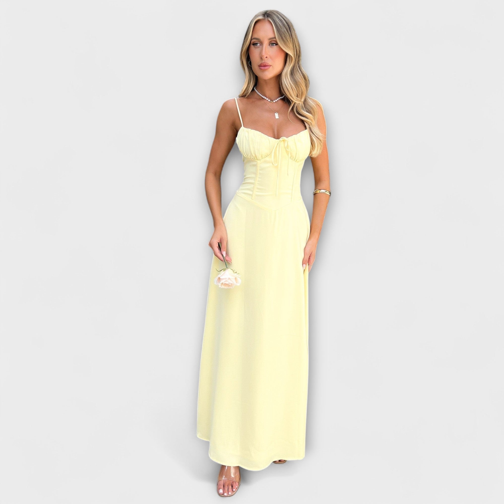 Estelle – Zartes Trägerkleid in sanftem Pastell