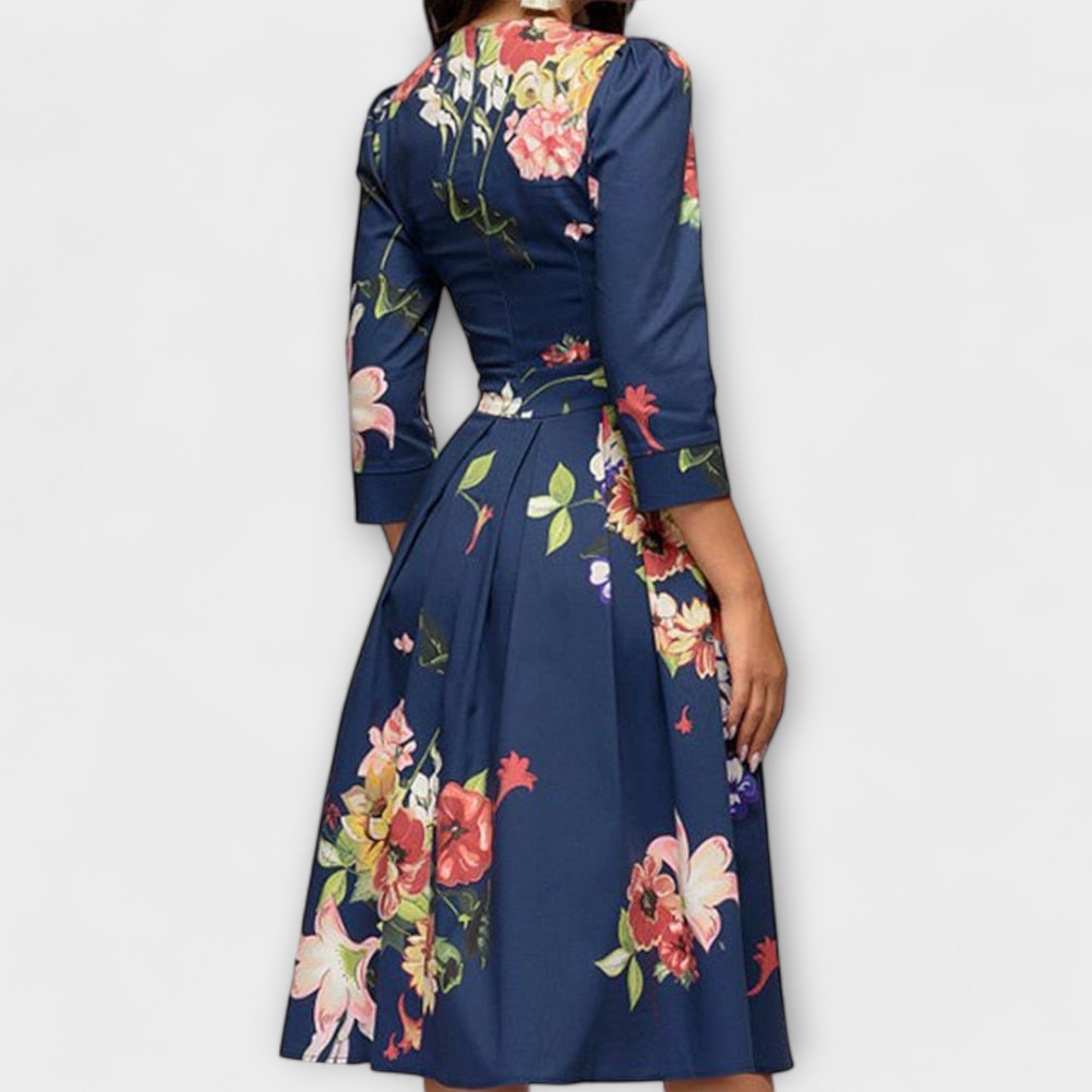 Marivet – Blütenkleid mit eleganter Taille