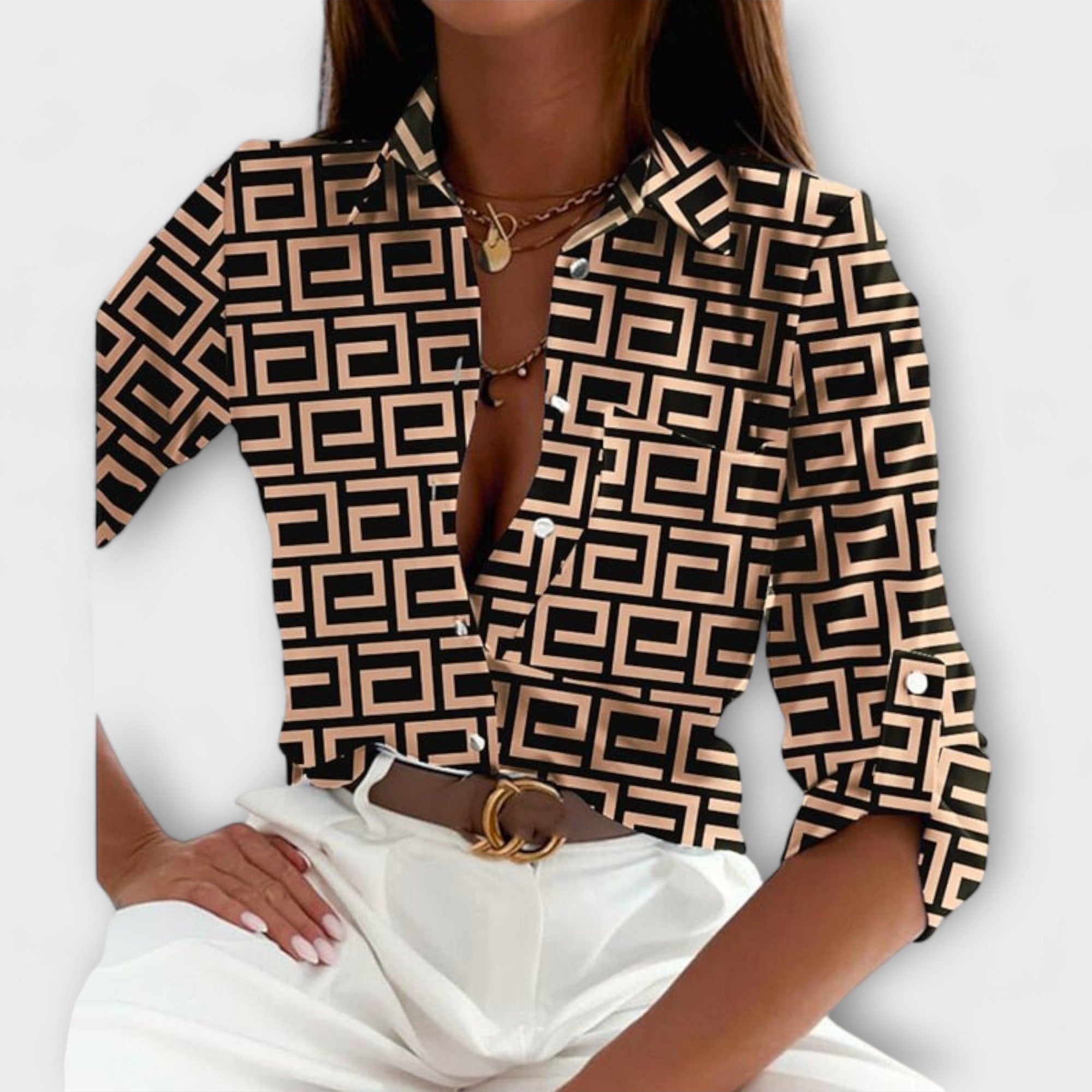 Lorena – Hemdbluse mit grafischem Print und Retro-Flair