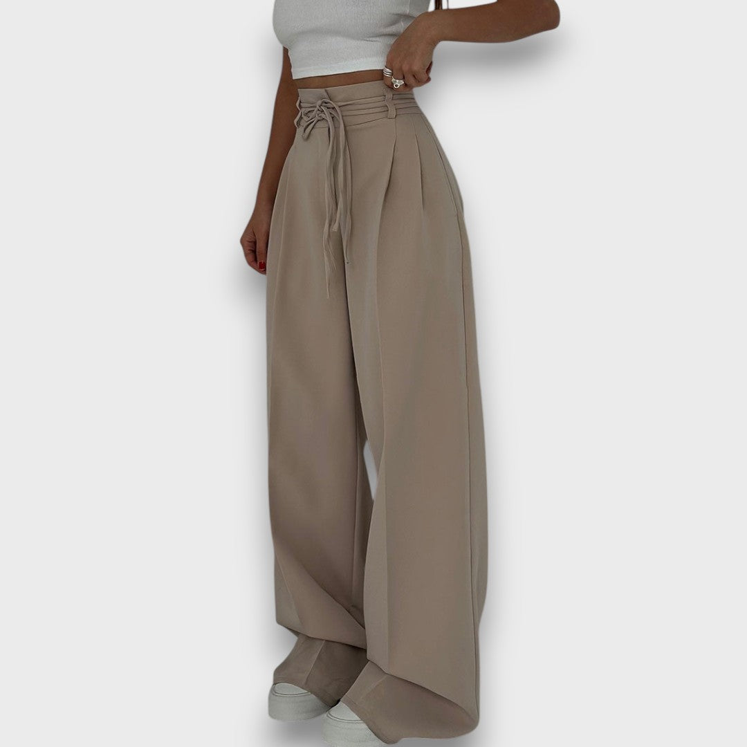 Giva – Hose mit entspannter Eleganz