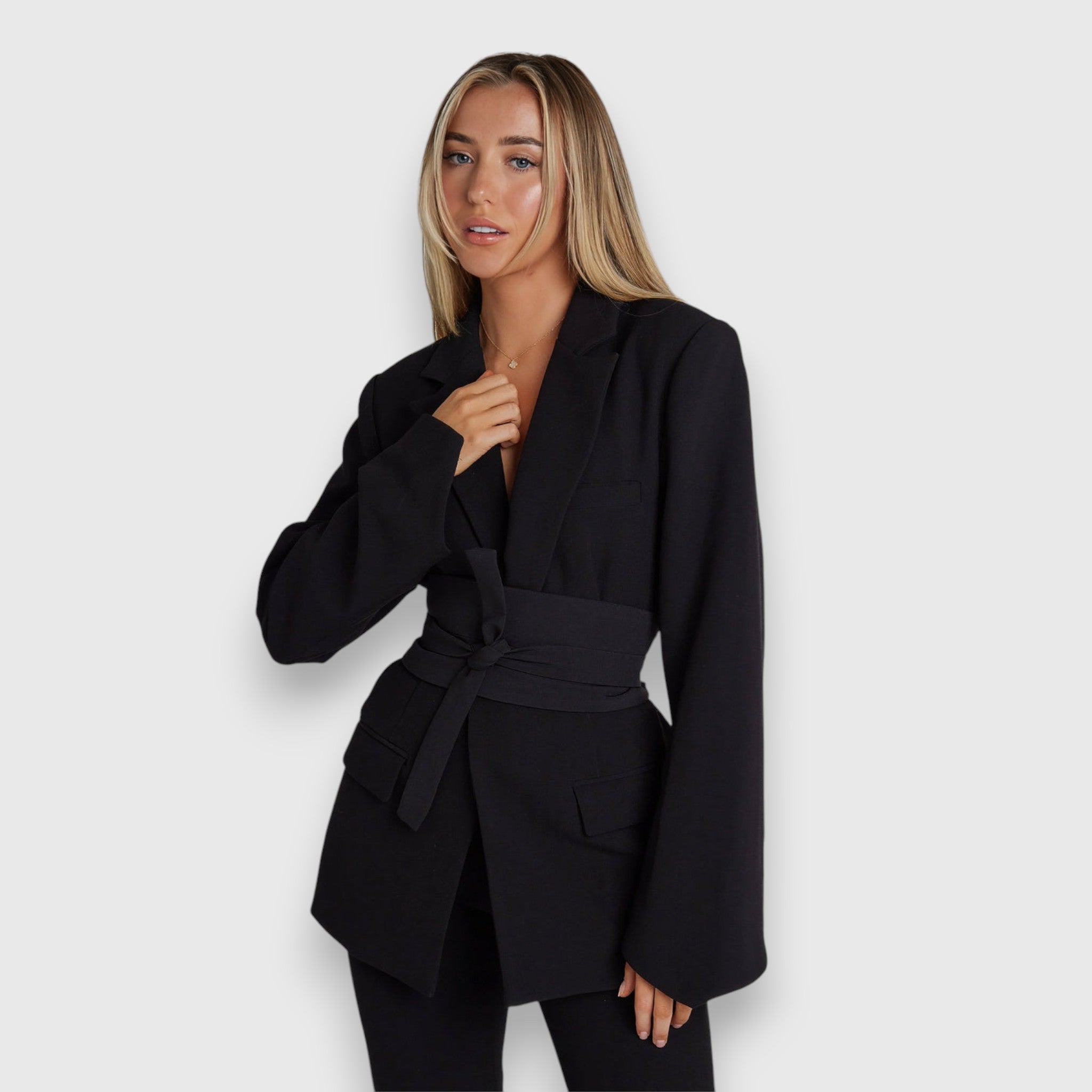 Jarela – Blazer mit Gürtel