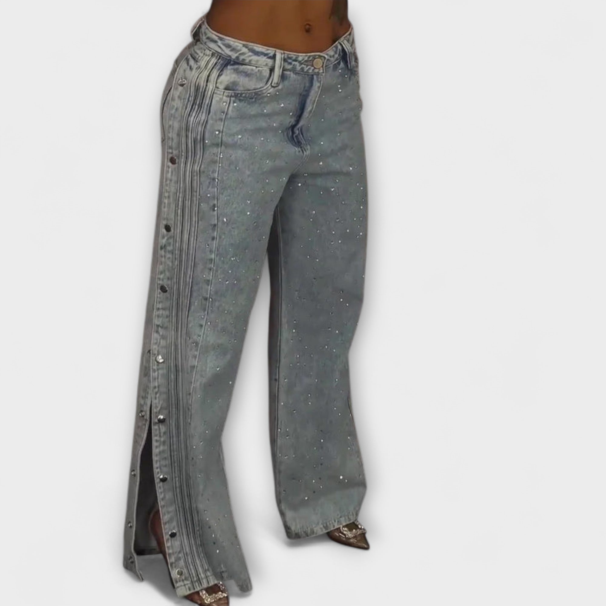 Velina – Glitzernde Jeans mit Schlitz und Statement-Knöpfen