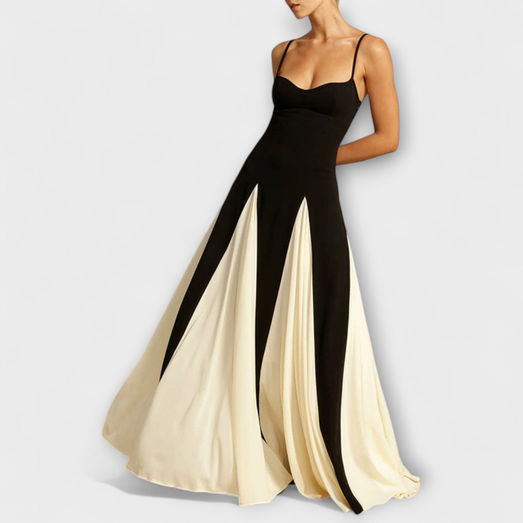 Lucera – Maxi-Kleid mit kontrastierenden Godets und femininer Silhouette