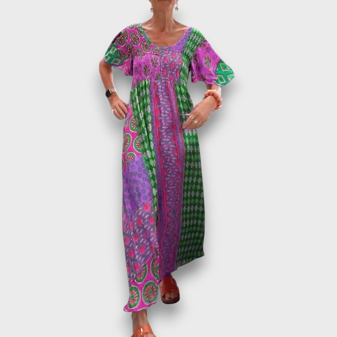 Elisara – Buntes Boho-Maxikleid mit Shirring-Details