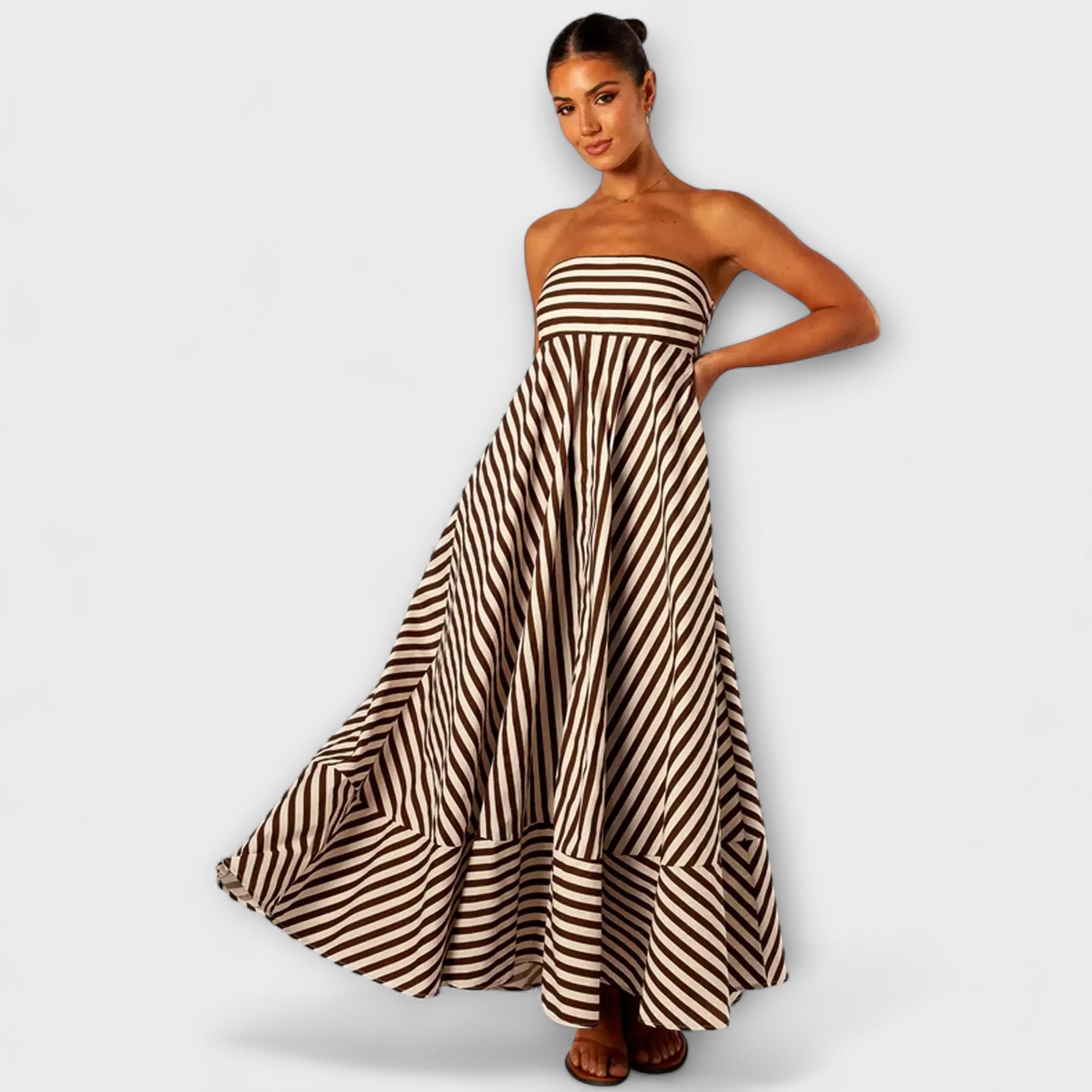 Marea – Trägerloses Streifen-Maxikleid