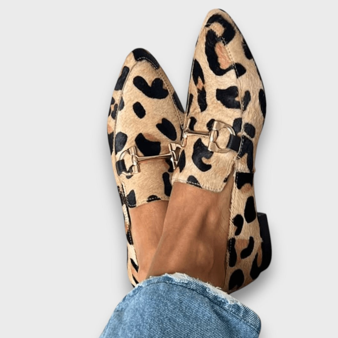 Melvia – Loafer mit Animal-Print und Gold-Detail