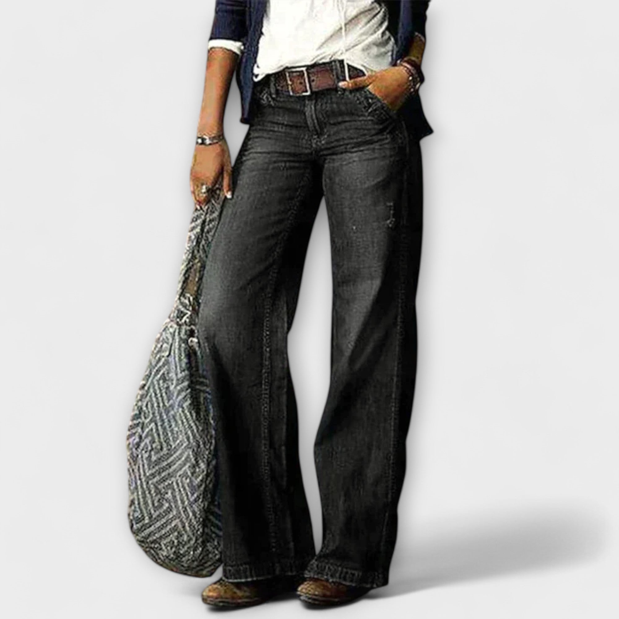 Neless – Weite Jeans mit High-Waist