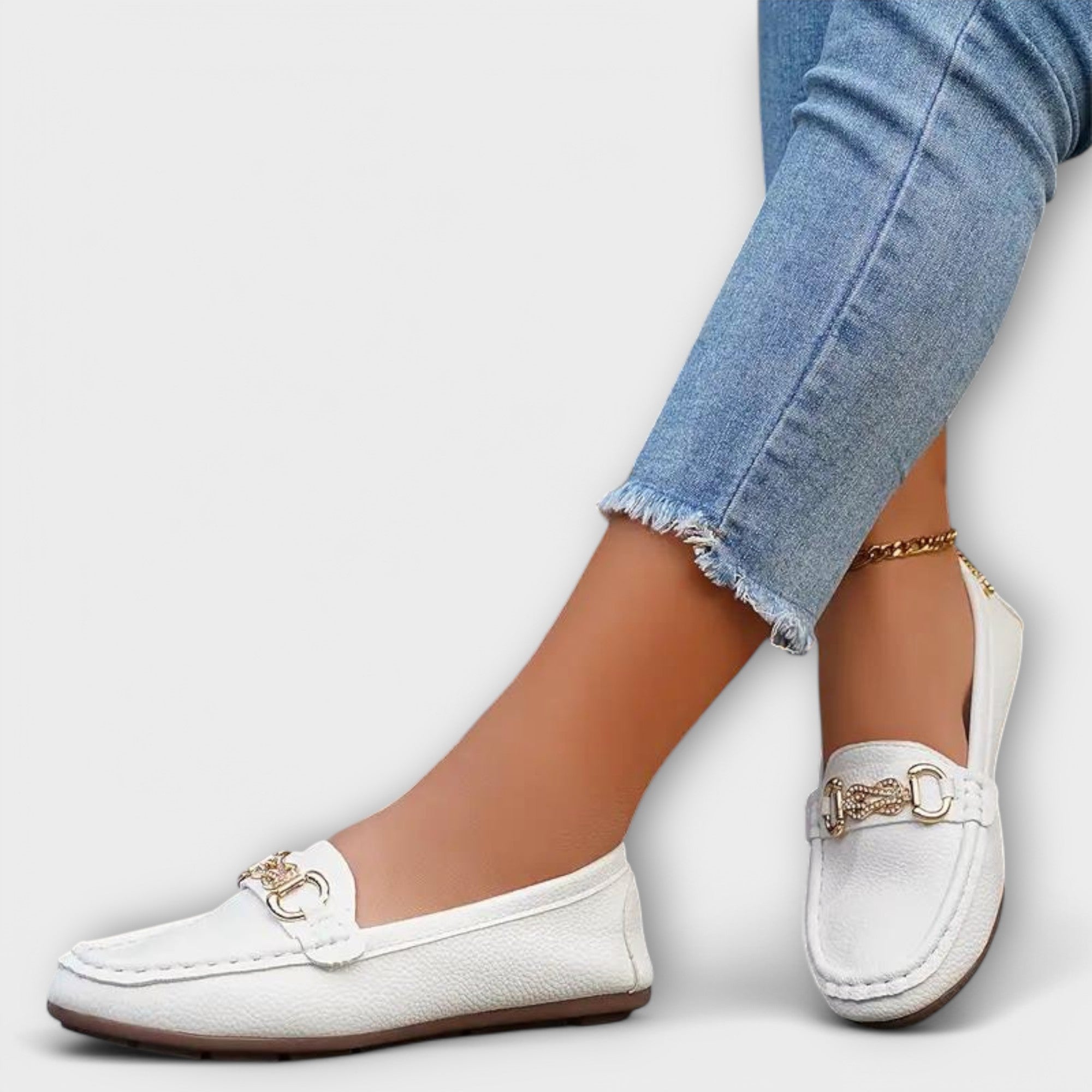 Calista – Elegante Mokassins mit Metallelement