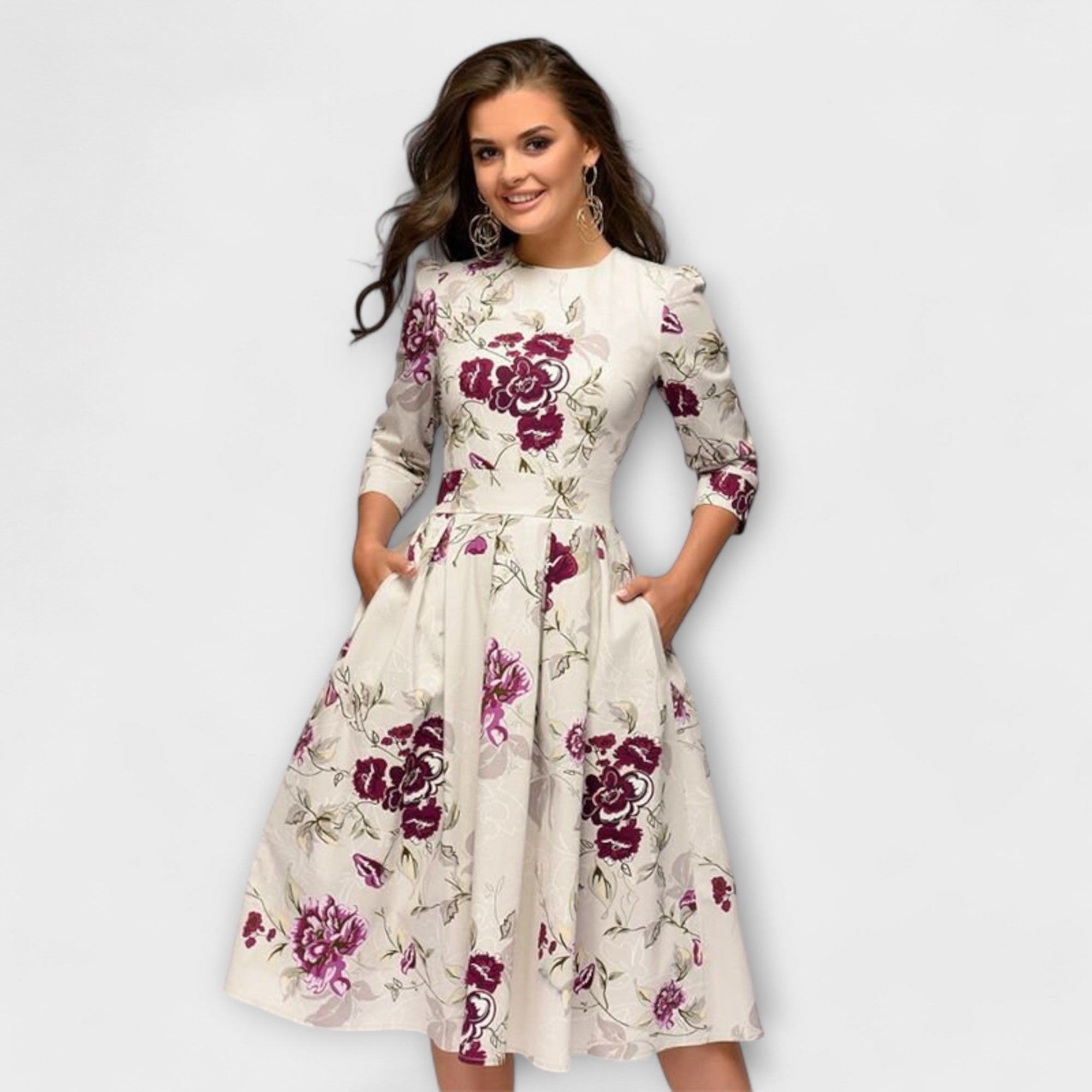 Marivet – Blütenkleid mit eleganter Taille