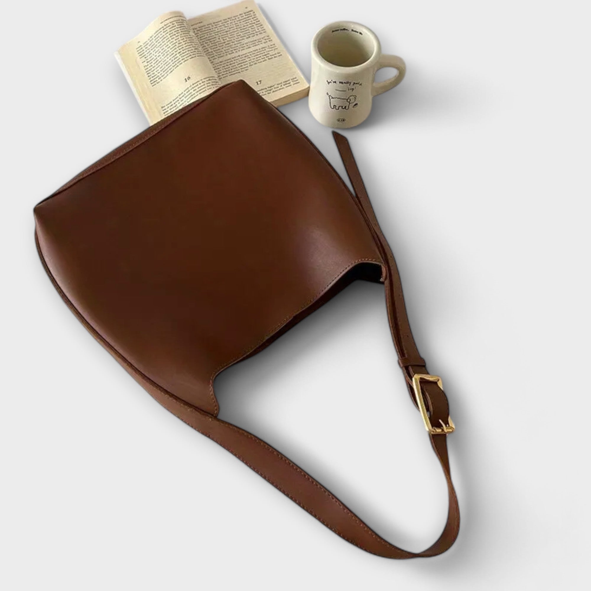 Avena – Schultertasche in Lederoptik mit Komfortriemen