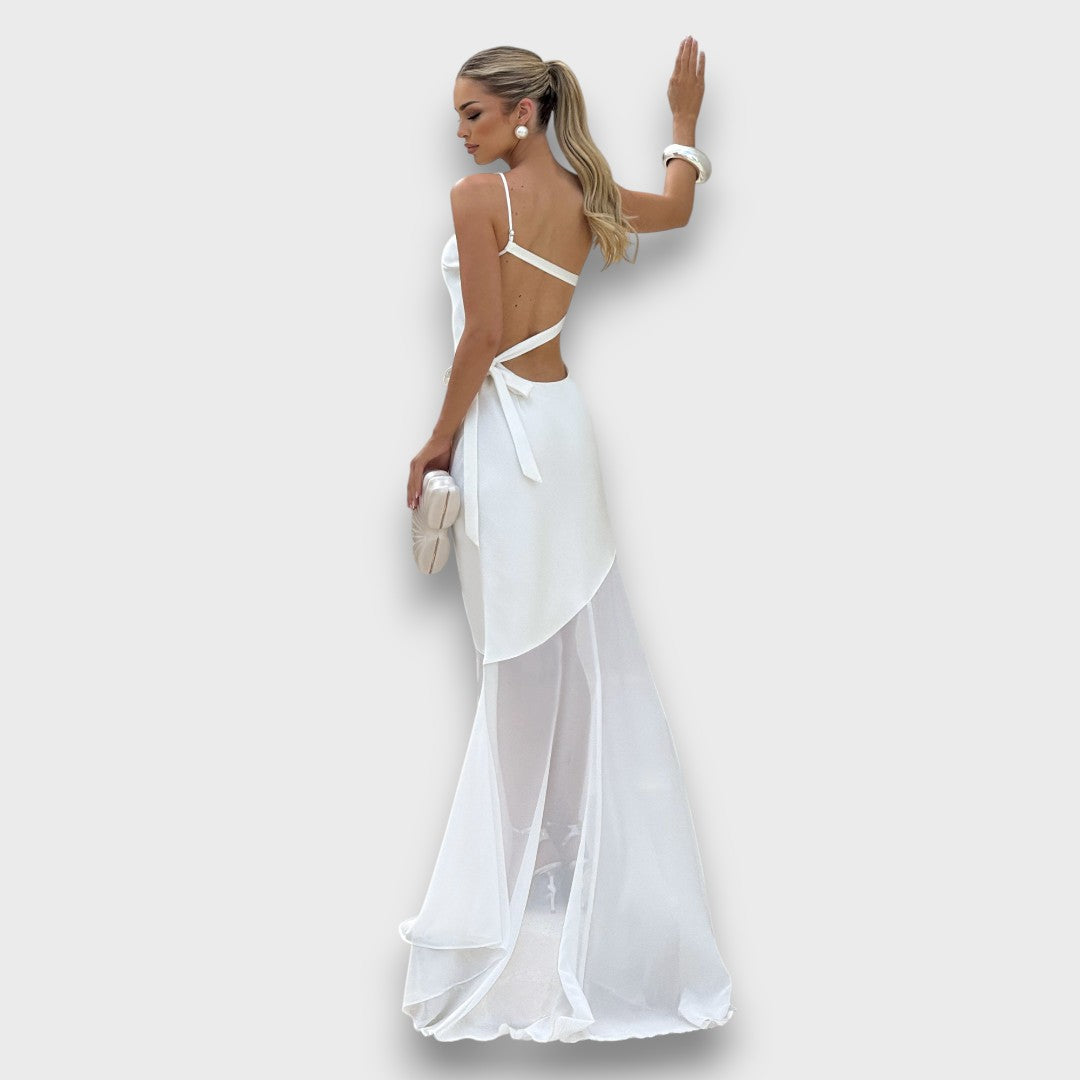 Luméa – Asymmetrisches Abendkleid mit Transparenz