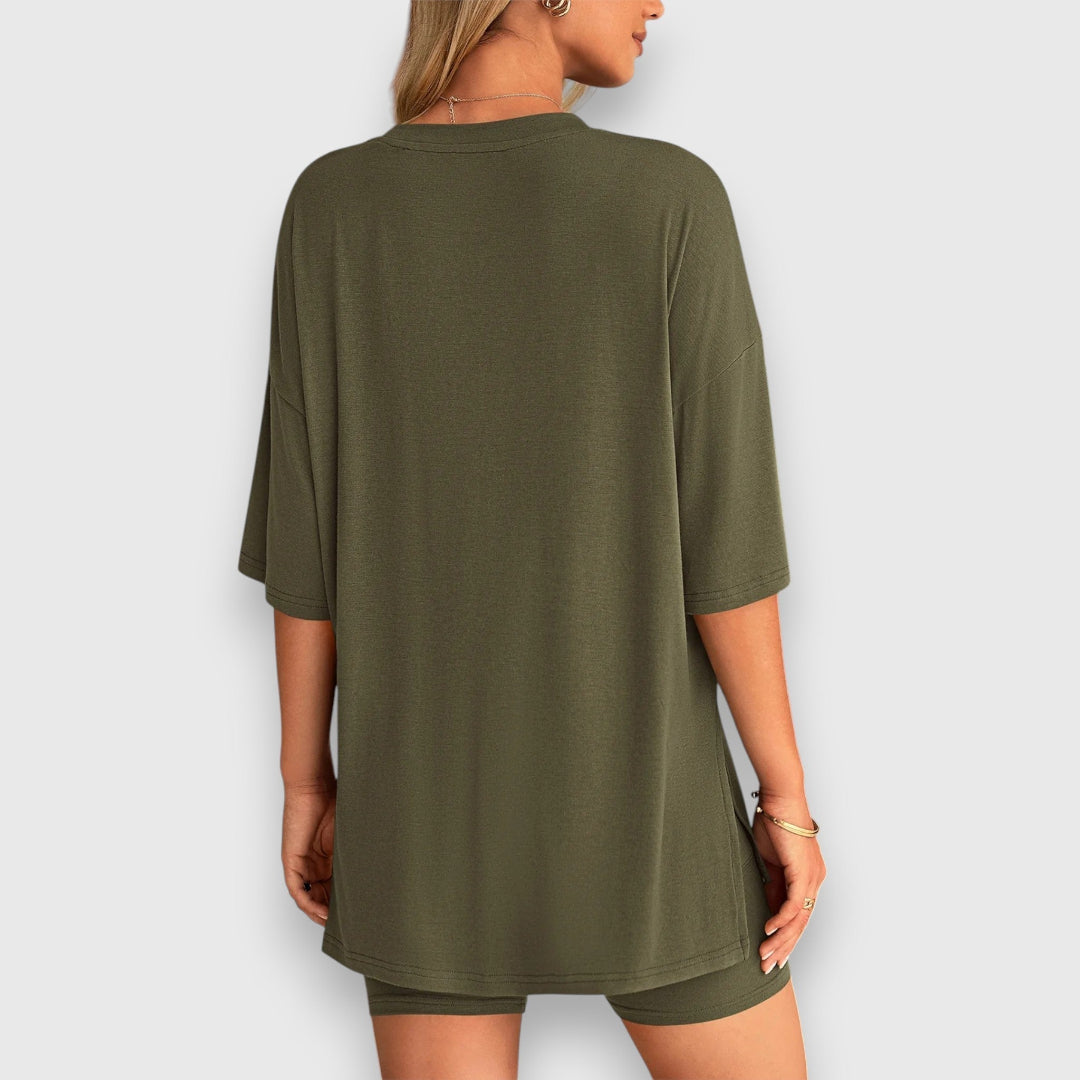 Malia – Lounge-Set aus Oversize-Shirt und Shorts