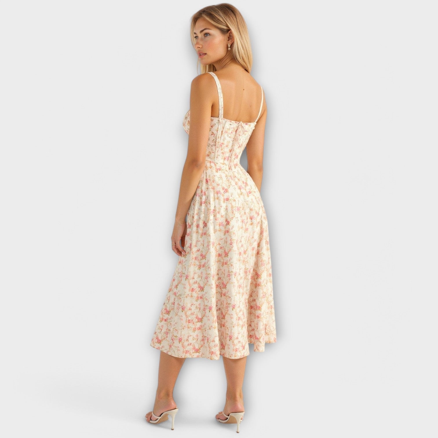 Marvelle – Midikleid mit floraler Silhouette