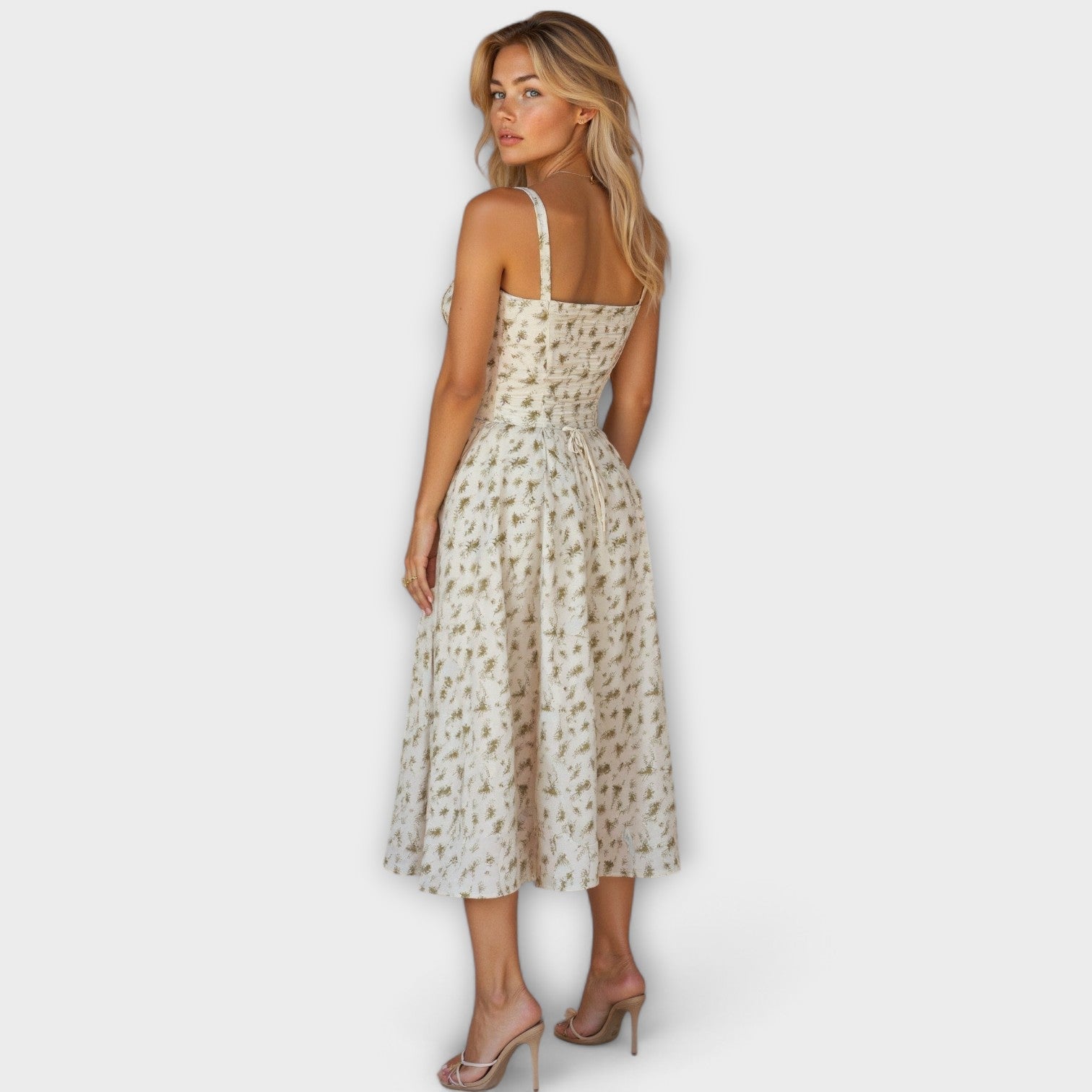 Marvelle – Midikleid mit floraler Silhouette